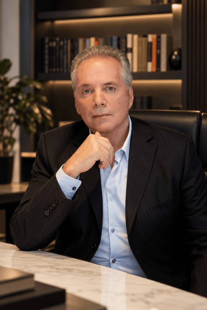 Fundador- Javier Villegas Posada Abogados